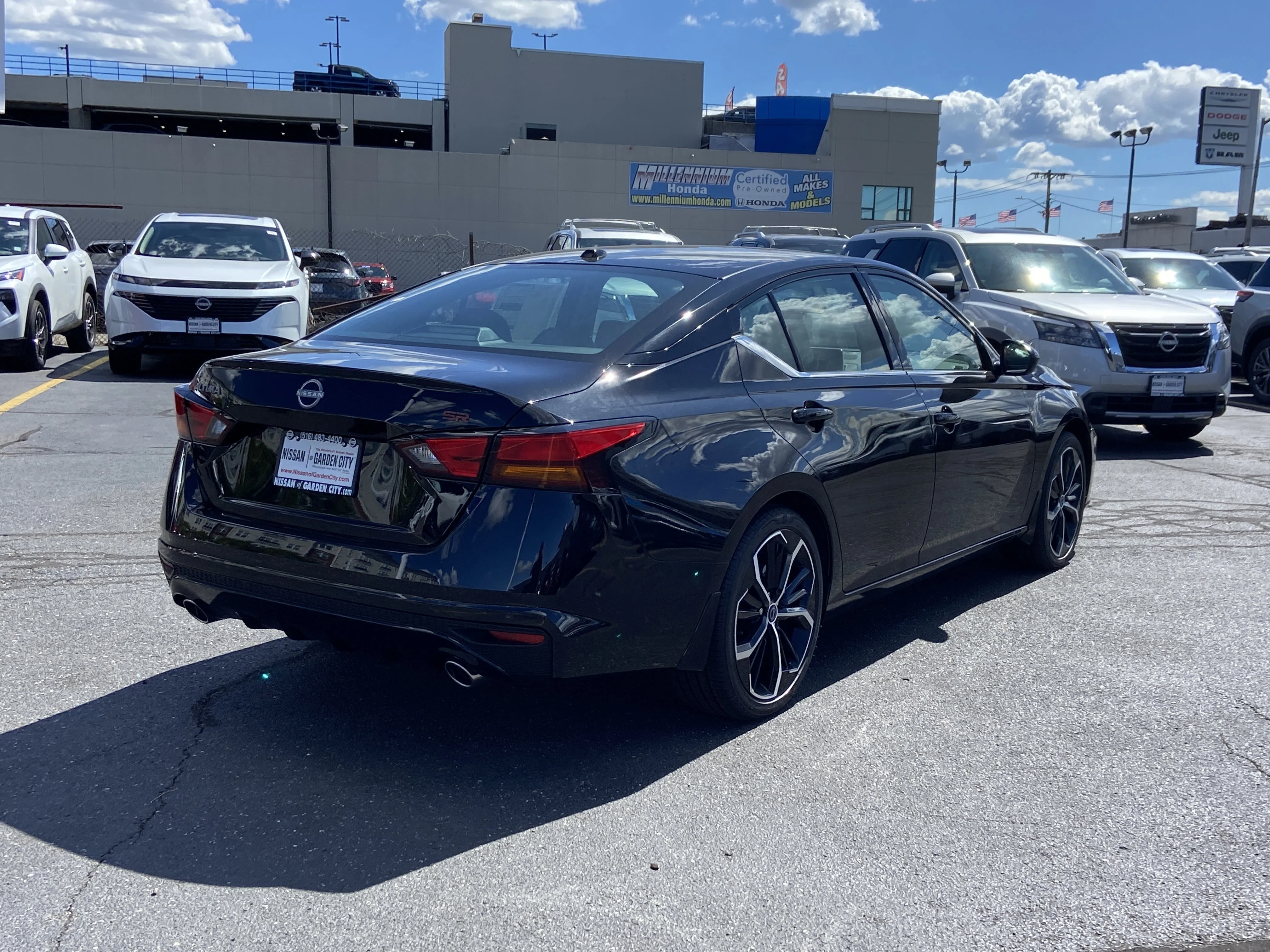 New 2025 Super Black Nissan SR image 4