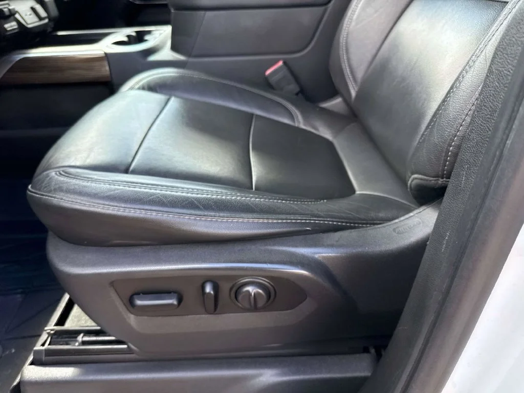 Used 2019 Beige Chevrolet RST image 25