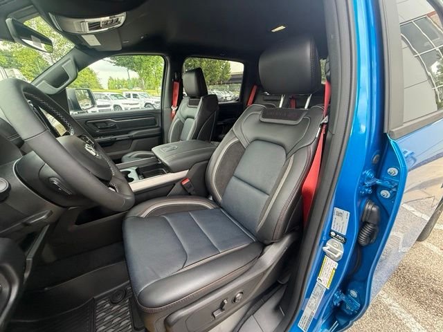 New 2026 Hydro Blue Pearl-Coat Exterior Paint RAM Laramie image 20