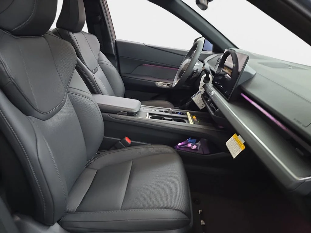 New 2026 Wavelength Lexus PREMIUM AWD image 9