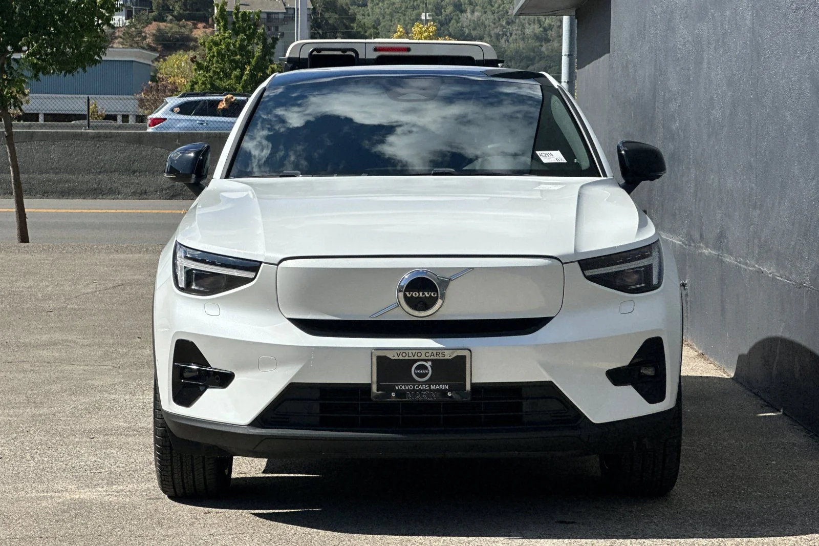 Certified Used 2023 Crystal White Volvo Ultimate image 11