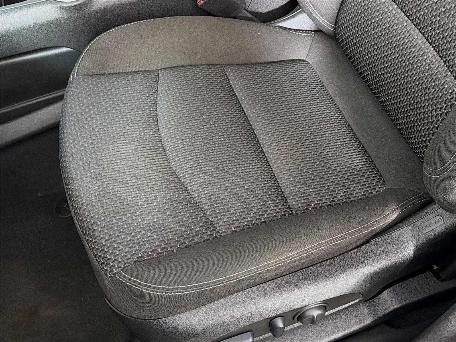 Used 2023 Sterling Metallic GMC SLE image 15