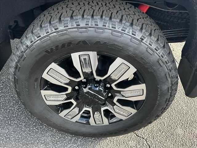 2026 GMC Sierra 2500HD Denali - Photo 17
