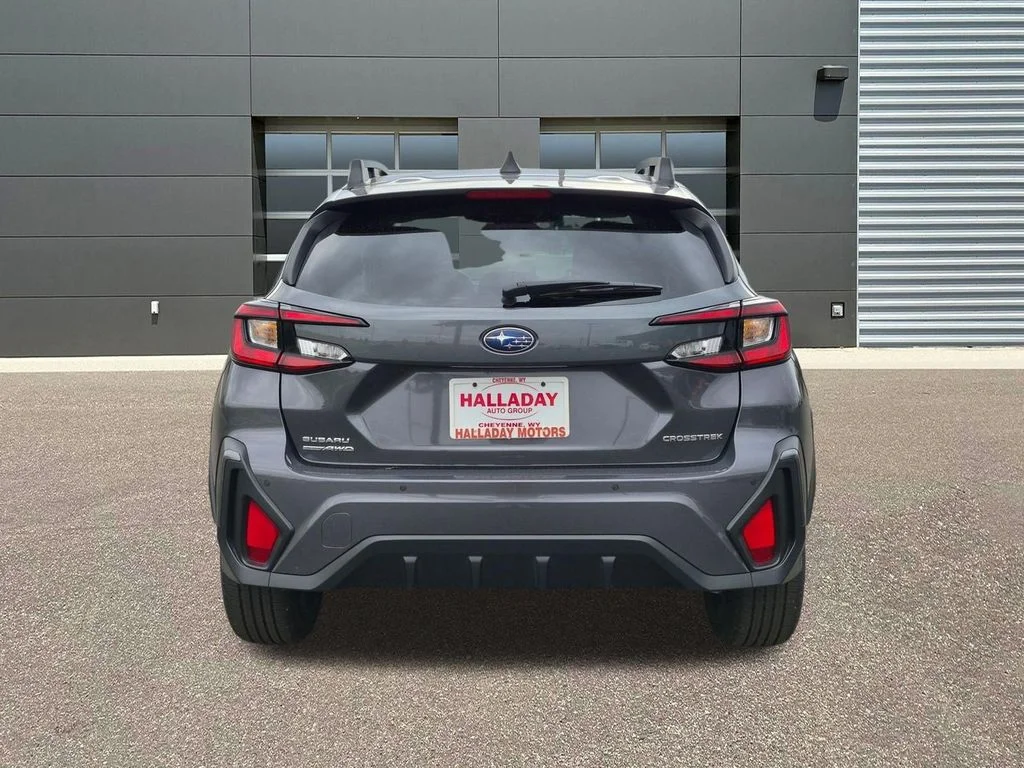 Used 2025 Magnetite Gray Metallic/Crystal Black Silica Subaru Limited image 7
