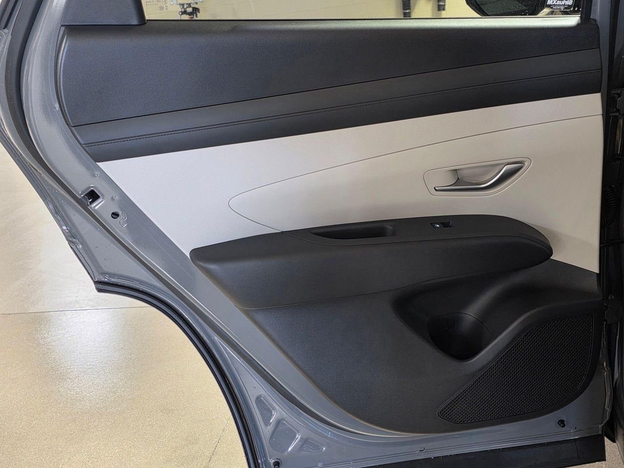 New 2026 Hampton Gray Hyundai SEL Plus FWD image 13