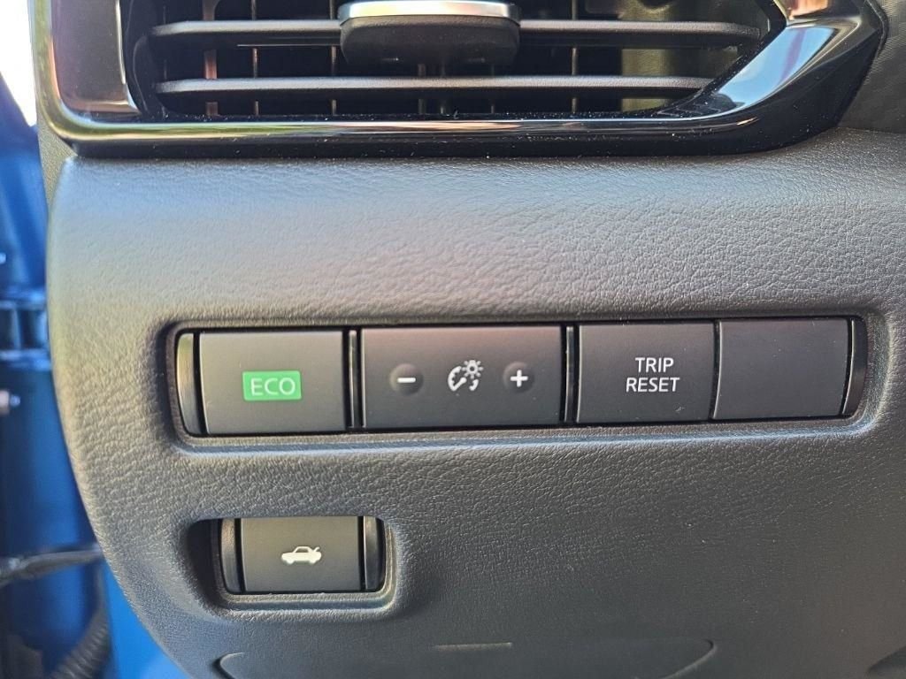 2025 Nissan Sentra SV - Photo 17