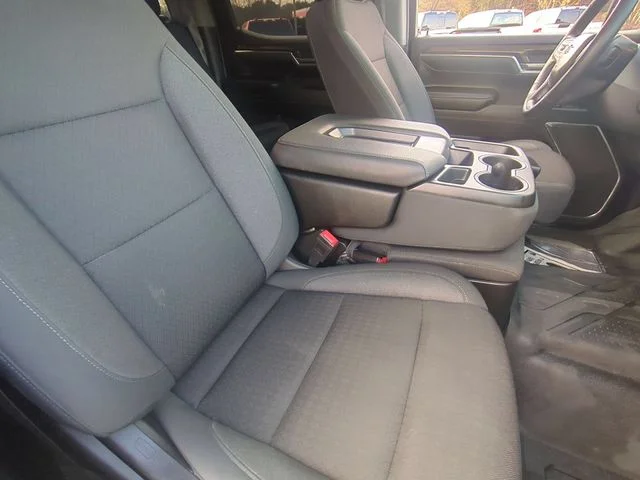 Used 2024 White Chevrolet RST image 26