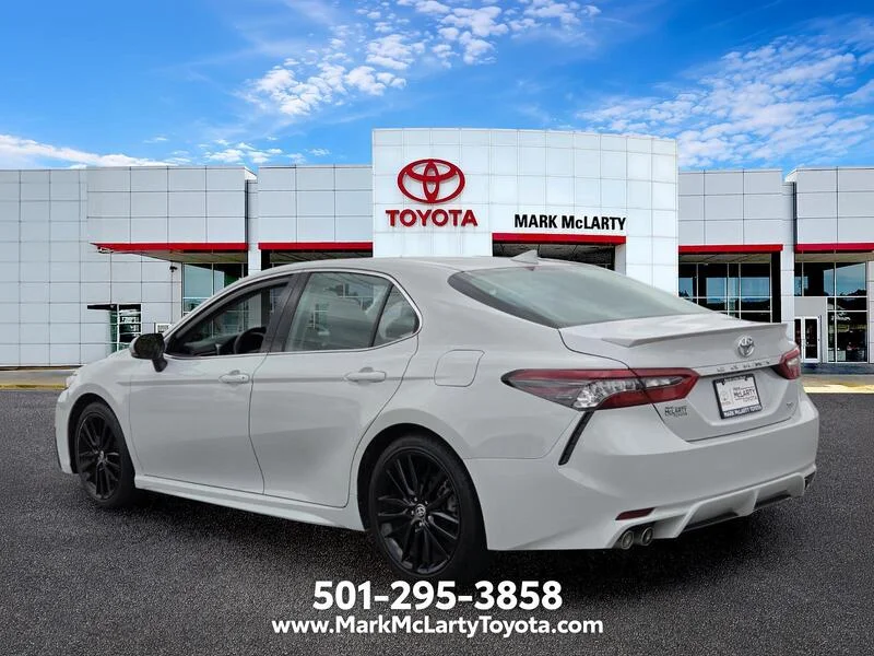 Used 2024 Ice Edge TOYOTA XSE AUTO image 3