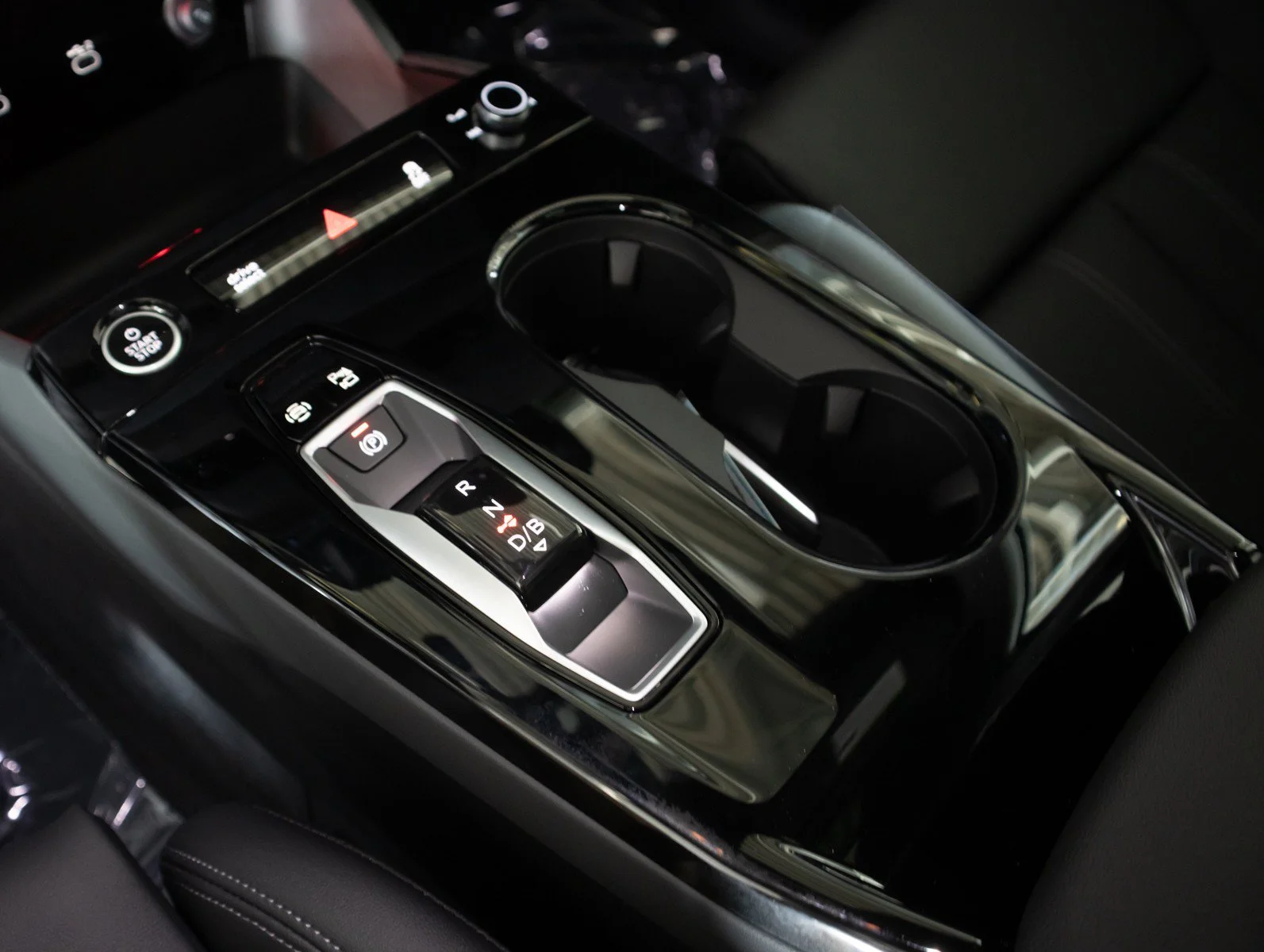New 2027 Glacier White Metallic Audi Premium Plus image 22
