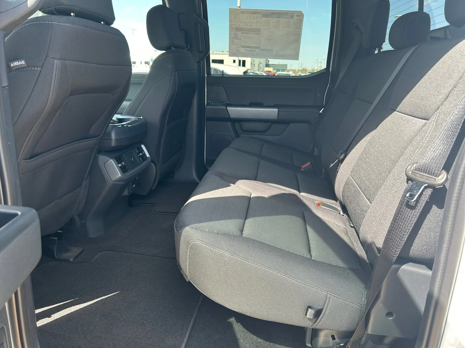 New 2026 Oxford White Ford XLT image 18