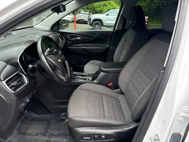 Used 2024 Summit White Chevrolet LT image 14