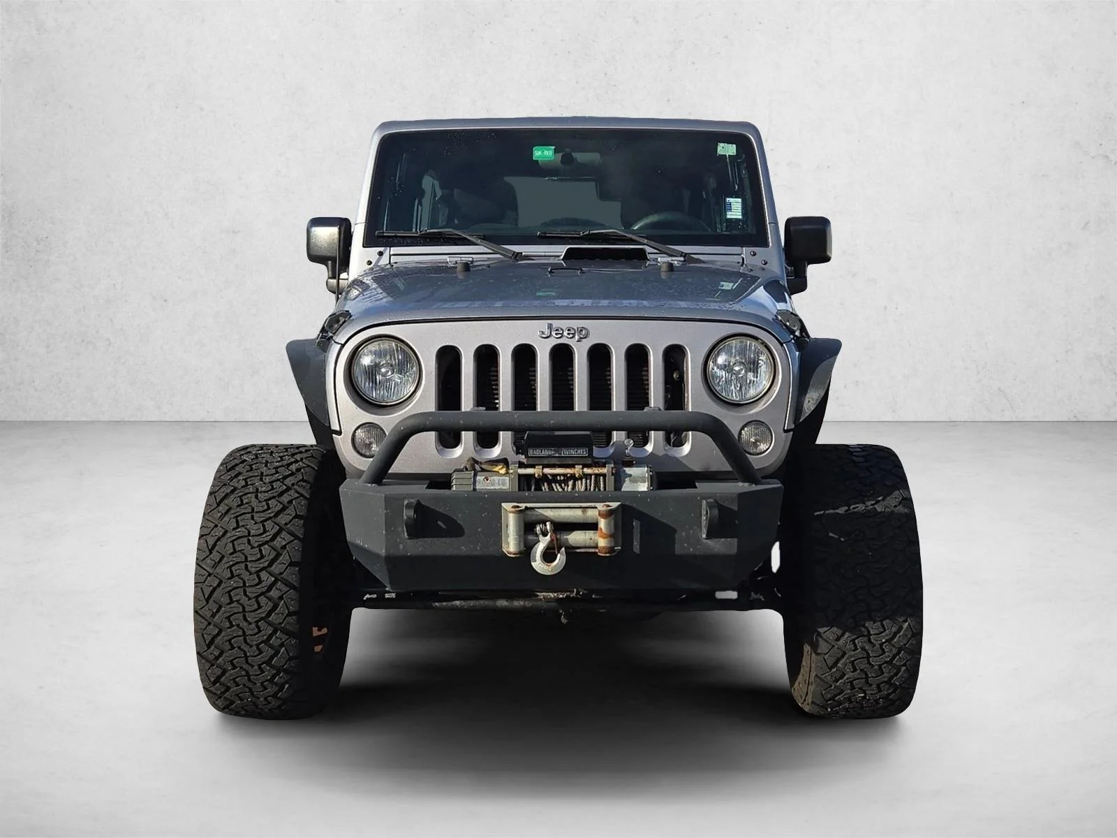 Used 2015 Billet Silver Metallic Clearcoat Jeep Sport image 2