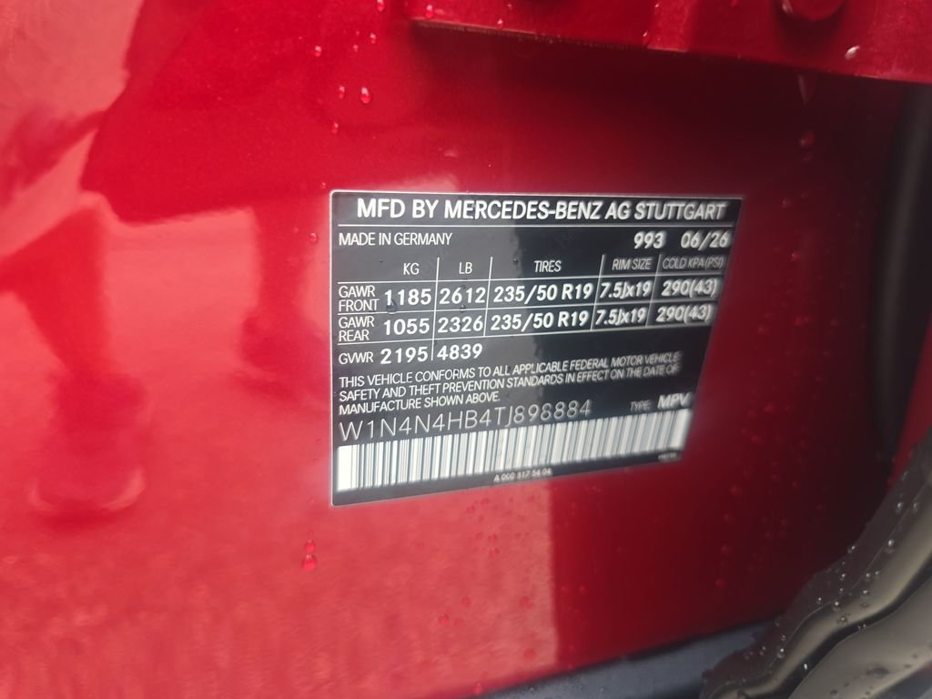 New 2026 MANUFAKTUR Patagonia Red Metallic Mercedes-Benz GLA 250 image 29
