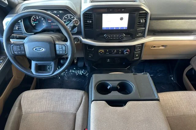 Used 2023 Oxford White Ford XLT image 16