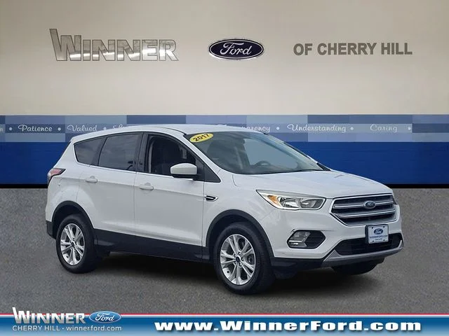 2017 Ford Escape SE