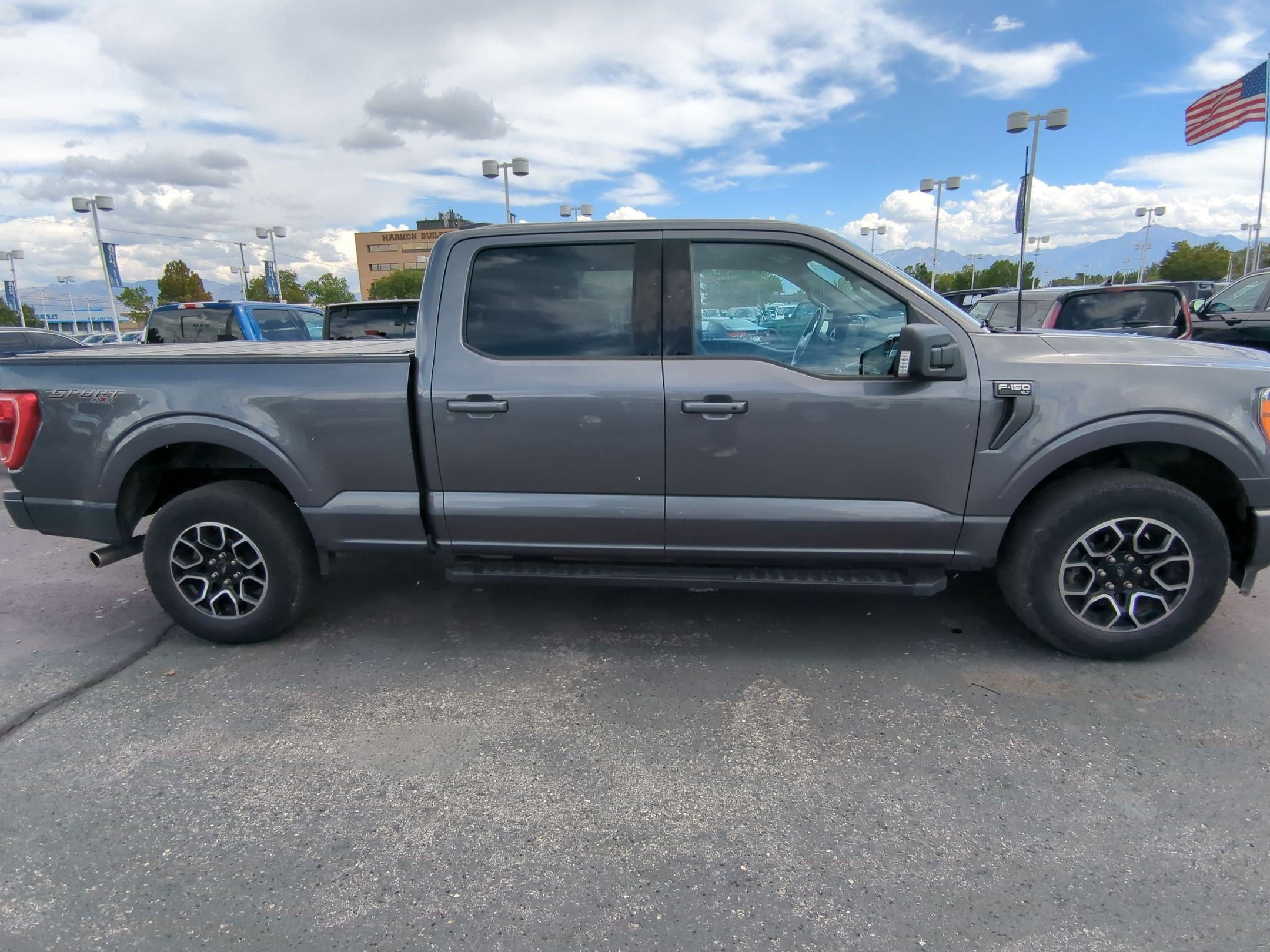 Used 2023 Blue Ford XLT image 2