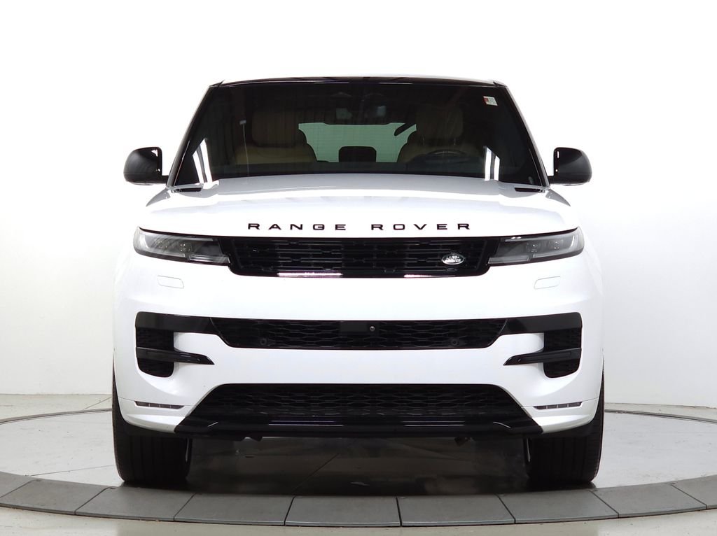 Certified Used 2025 Fuji White Land Rover Dynamic SE image 11