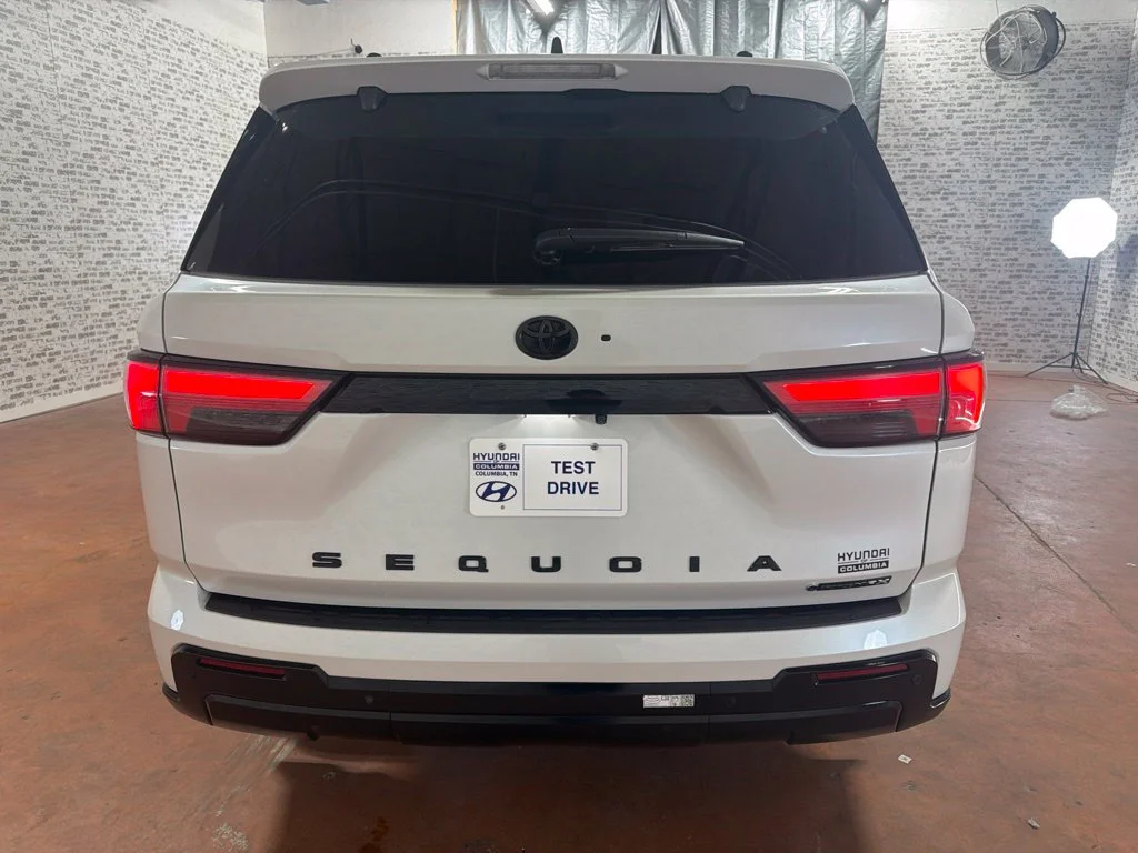 Used 2026 Wind Chill Pearl Toyota Platinum image 6