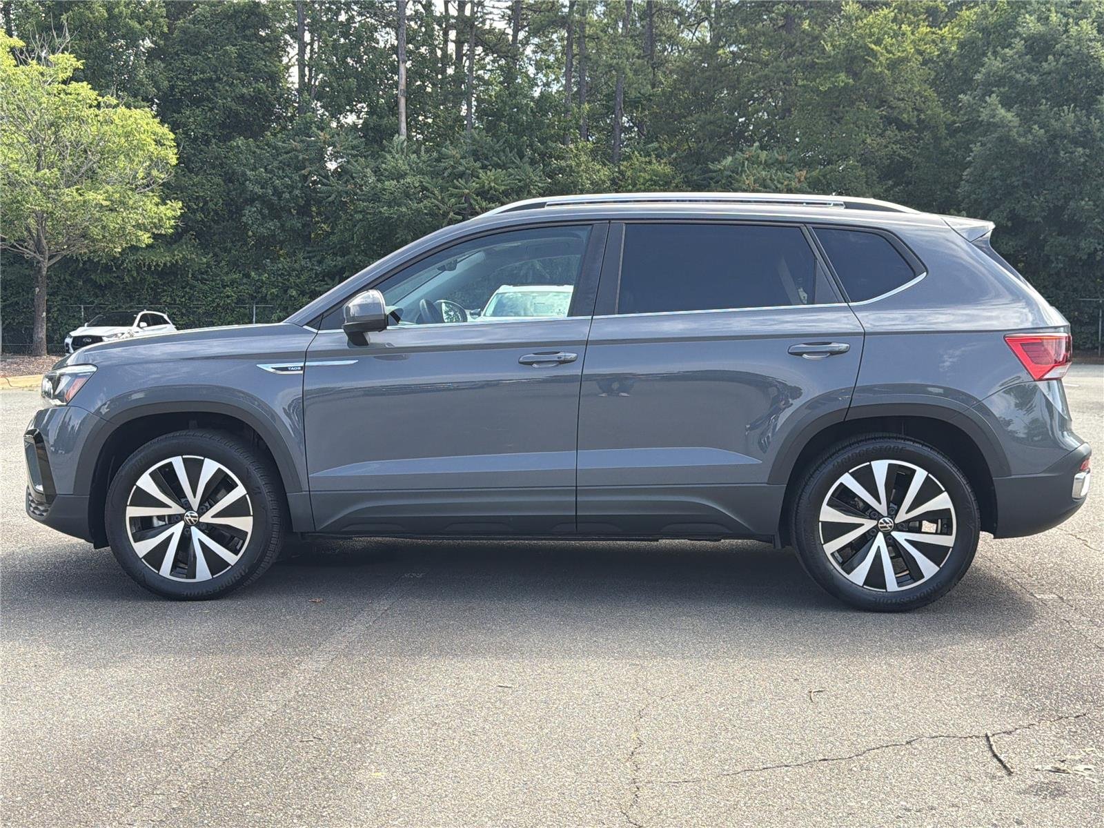 Used 2023 Pure Gray Volkswagen SE image 21