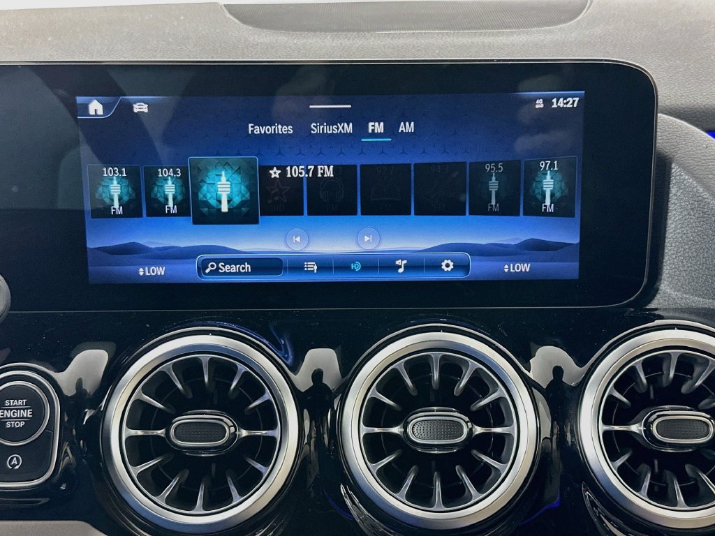 New 2026 Mountain Grey Metallic Mercedes-Benz GLA 250 image 42