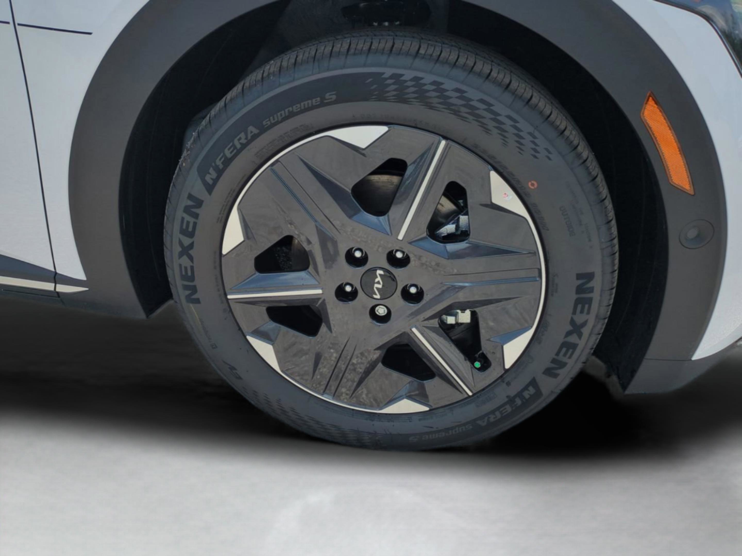 2025 Kia EV6 Light L/R - Photo 18