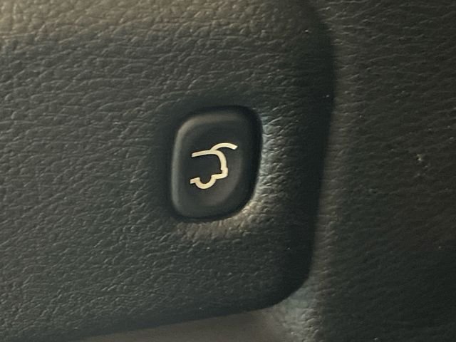 Used 2020 Blue Jeep Limited X image 6