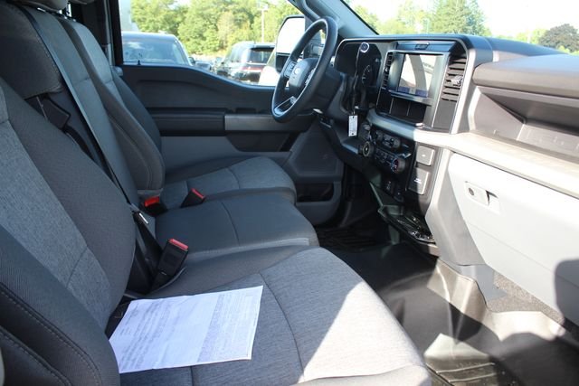 Used 2025 Black Ford XL image 34