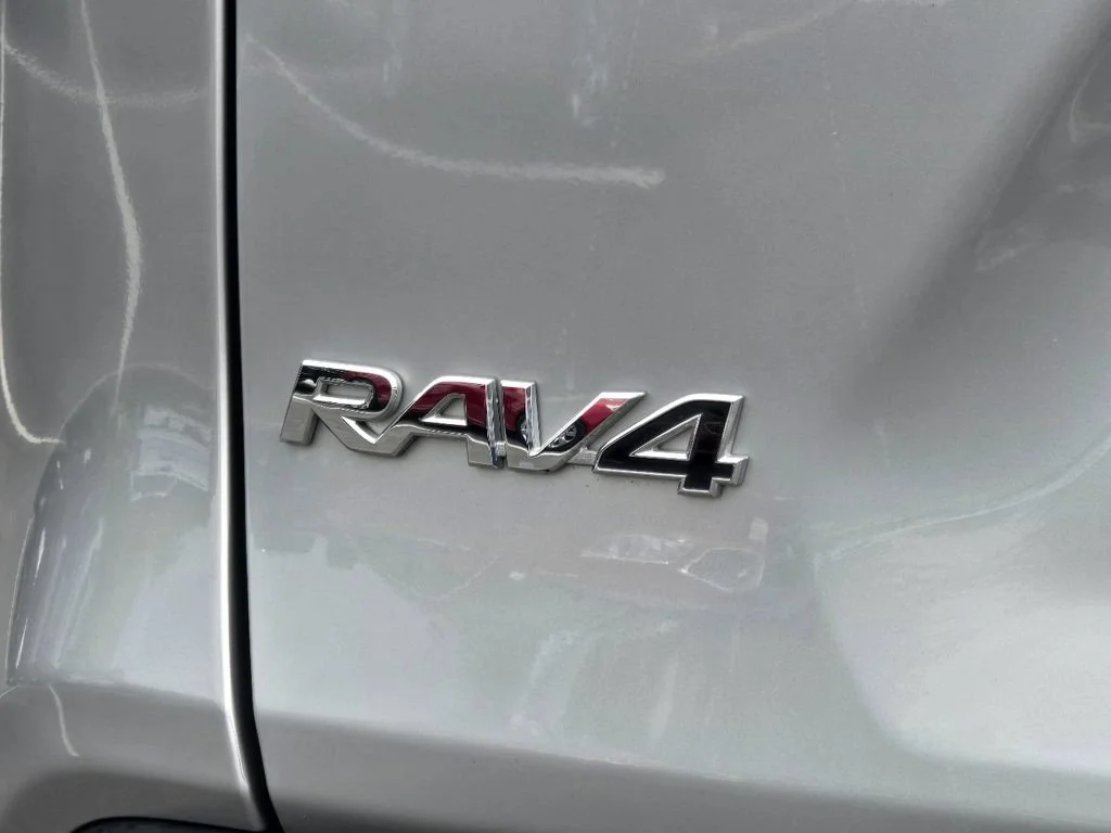 2021 Toyota RAV4 XSE - Photo 34