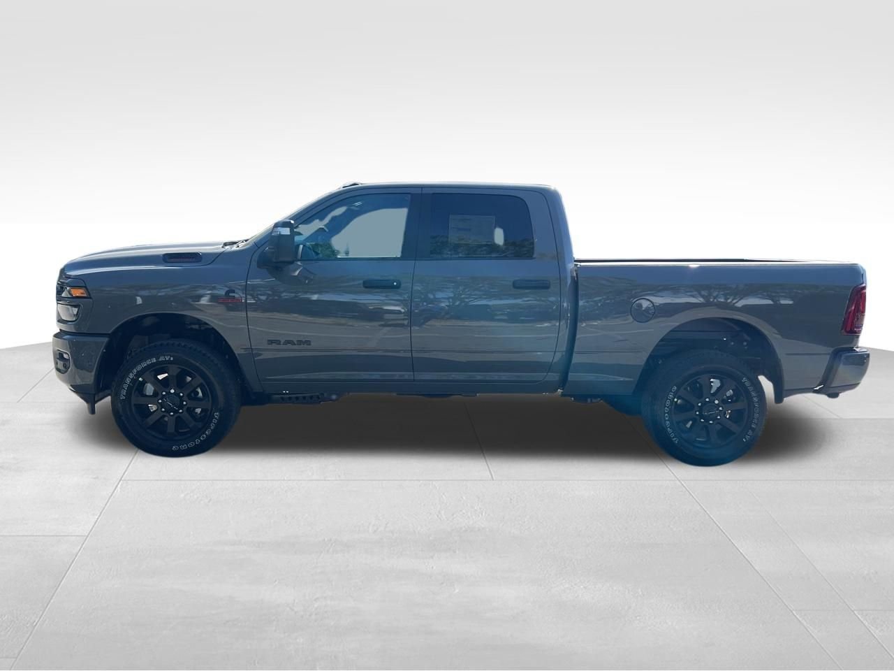 New 2026 Ceramic Gray Clear-Coat Exterior Paint RAM Big Horn image 2
