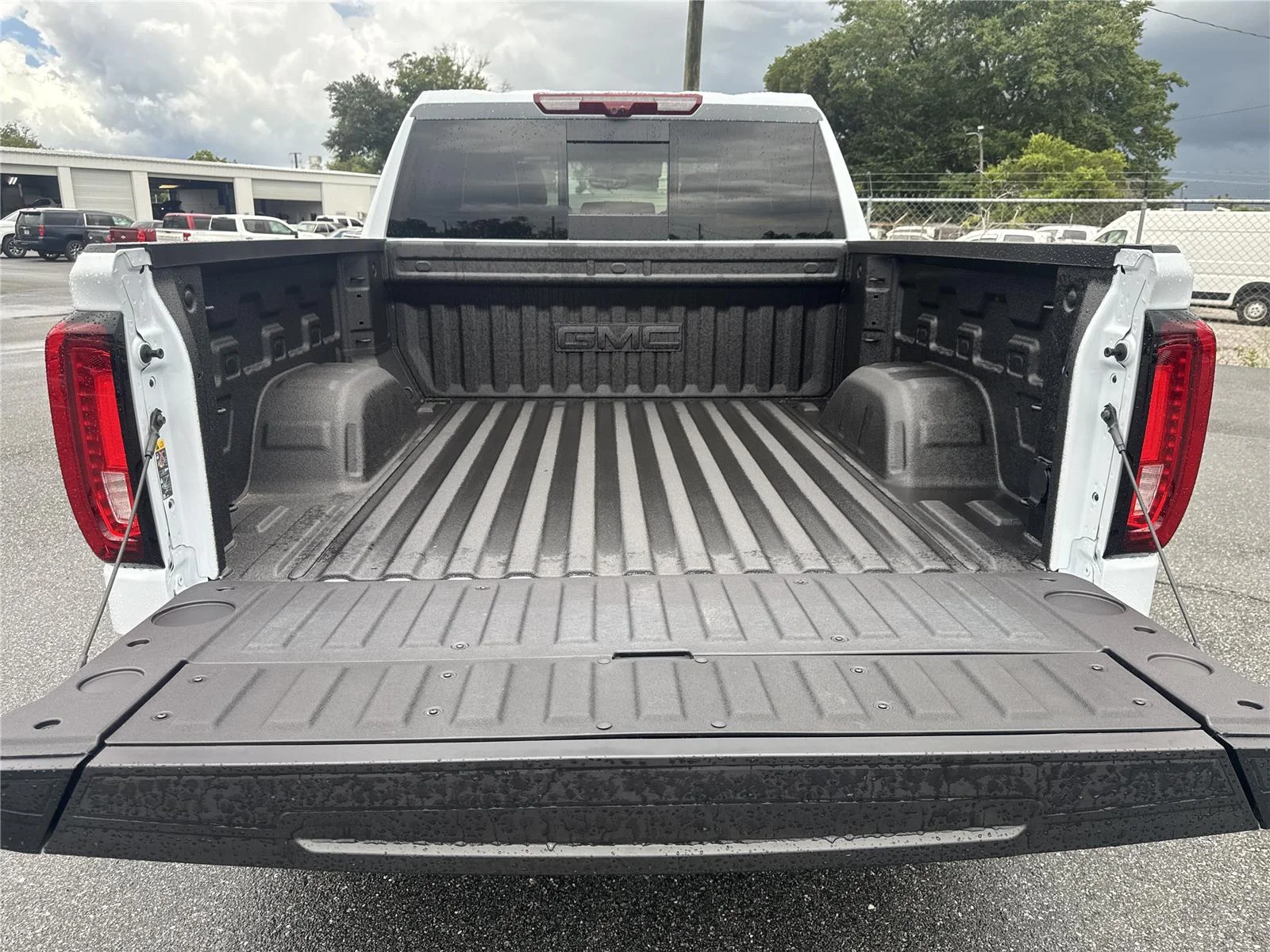 New 2026 Glacier White Tricoat GMC Denali Ultimate image 35
