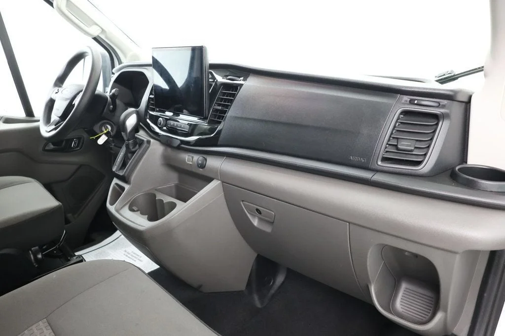 Used 2023 Oxford White Ford T-350 148