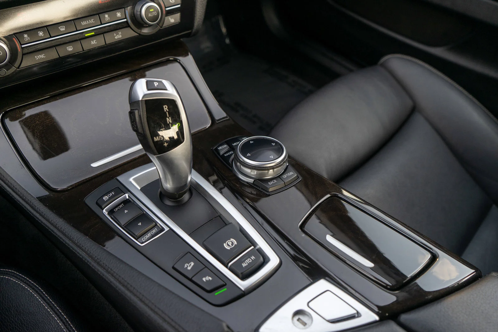 Used 2014 Imperial Blue Metallic BMW 528i xDrive image 20