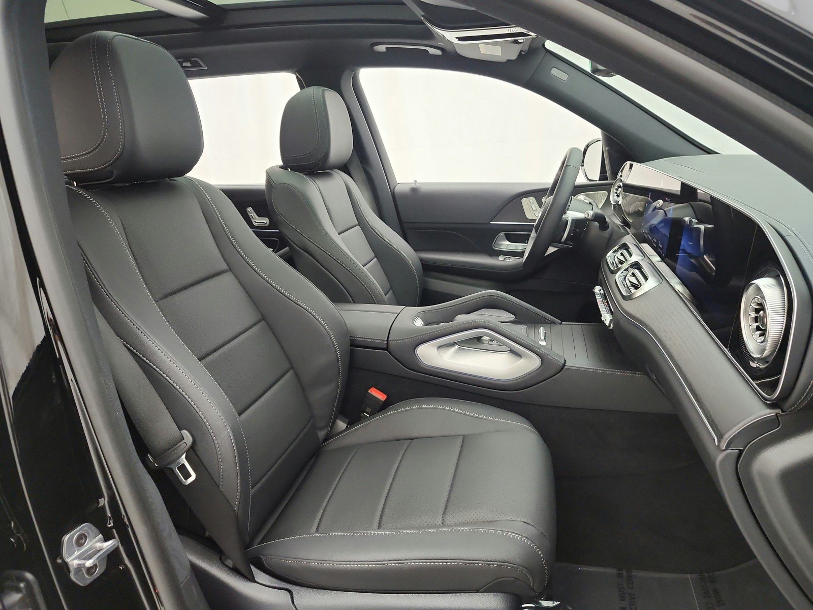 New 2027 Black Mercedes-Benz GLS 450 4MATIC® SUV image 14