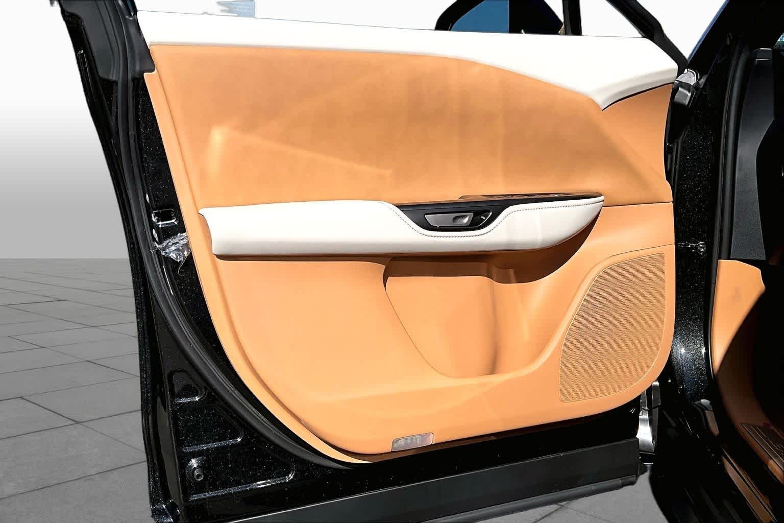 New 2026 Caviar Lexus PREMIUM image 16