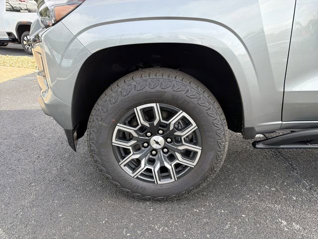 New 2026 Sterling Gray Metallic Chevrolet Z71 image 30