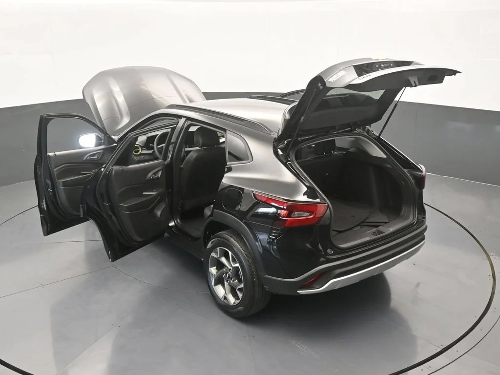 Used 2025 Mosaic Black Metallic Chevrolet LT image 63