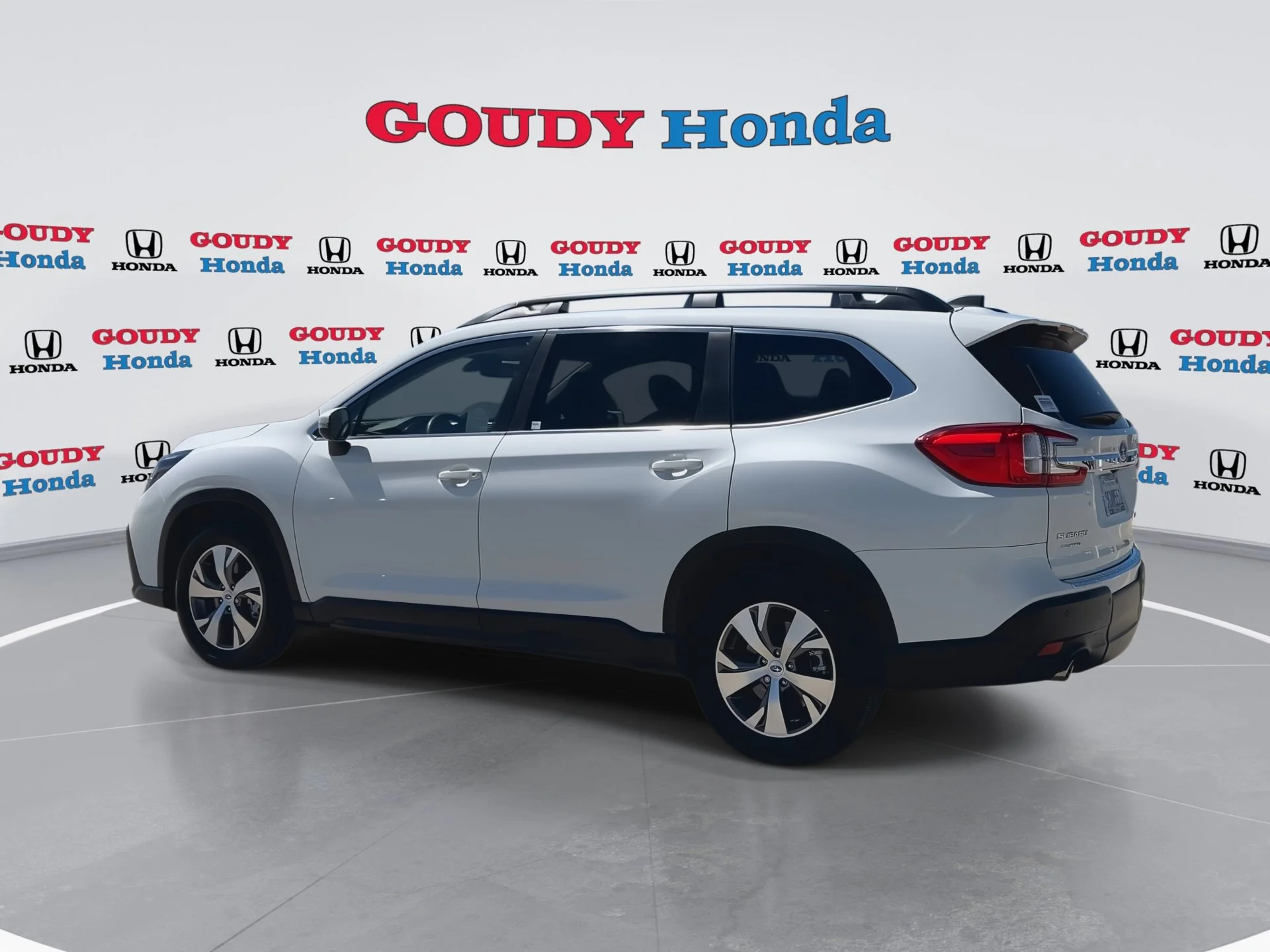 Used 2023 Crystal White Pearl Subaru Premium image 6