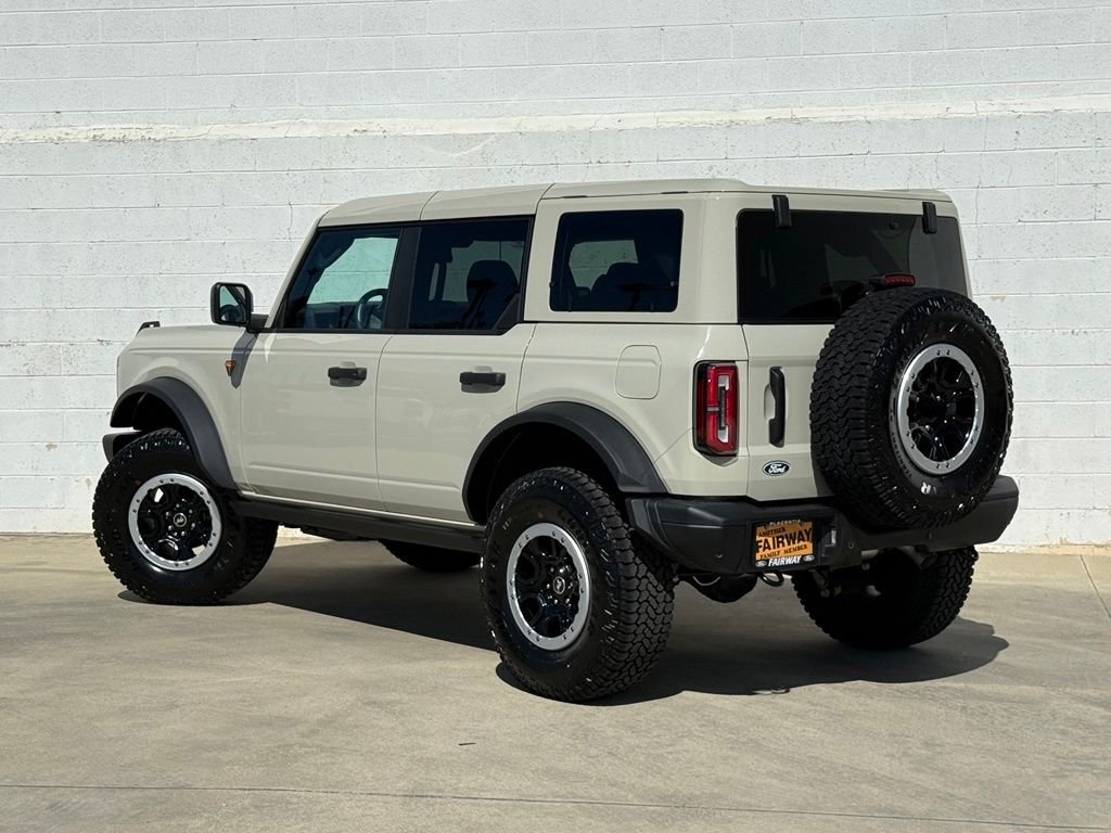New 2026 Desert Sand Ford Badlands® image 3