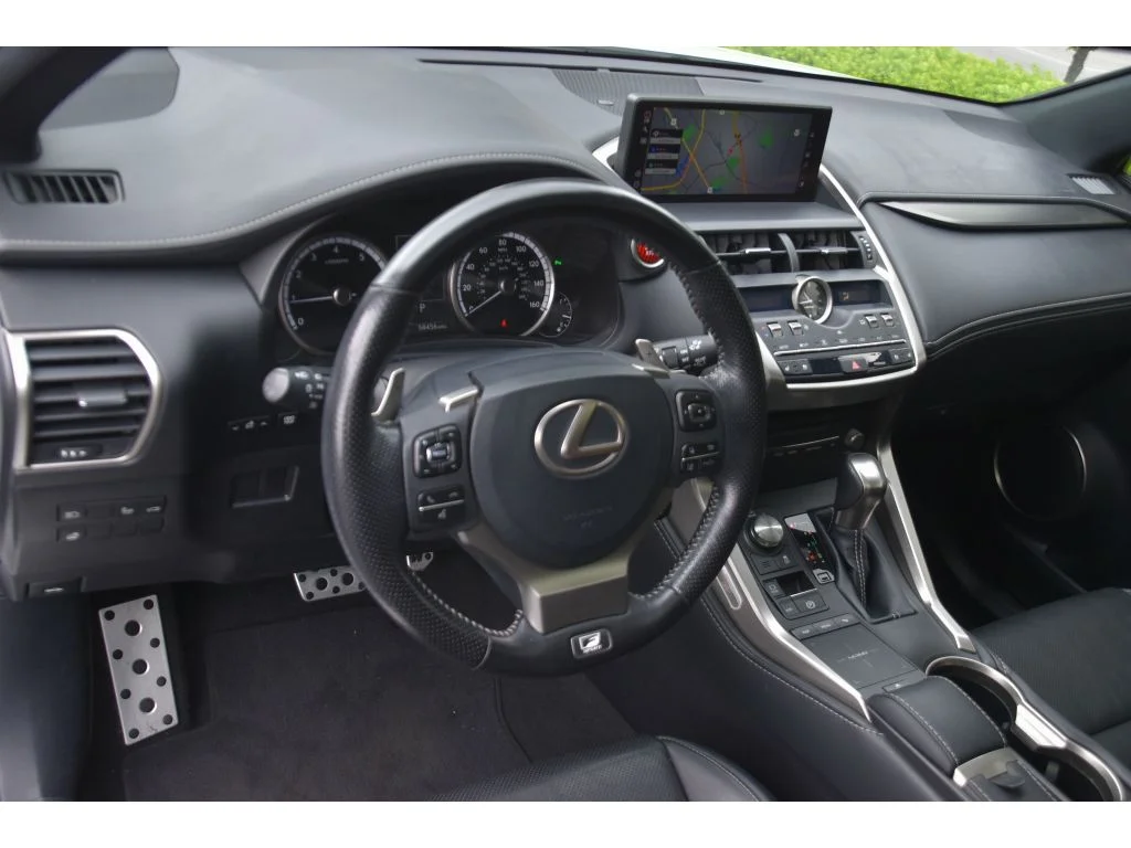 Used 2020 Ultra White Lexus F SPORT image 13