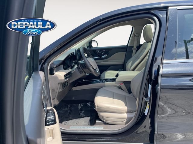 Used 2023 Black Lincoln Standard image 11