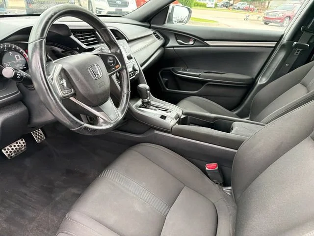2018 Honda Civic Hatchback Sport - Photo 18