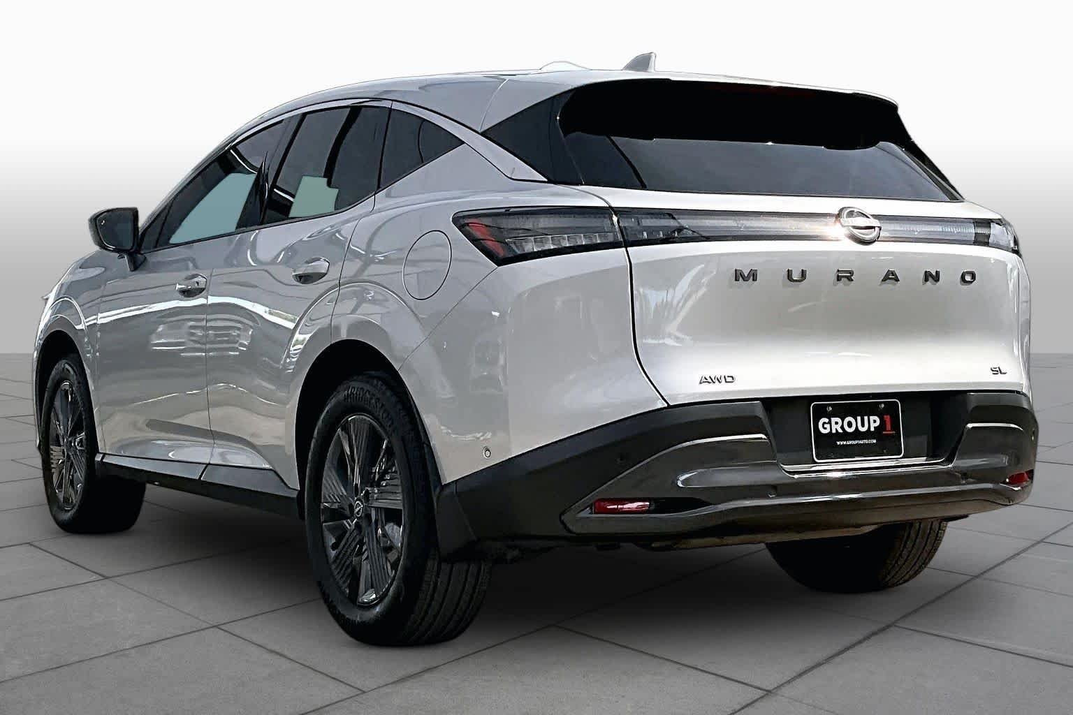 Used 2025 Brilliant Silver Metallic Nissan SL image 12