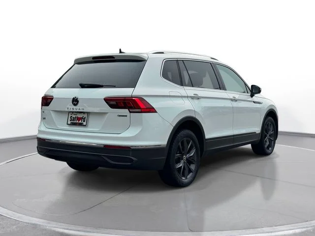Used 2022 White Volkswagen 2.0T SE image 9