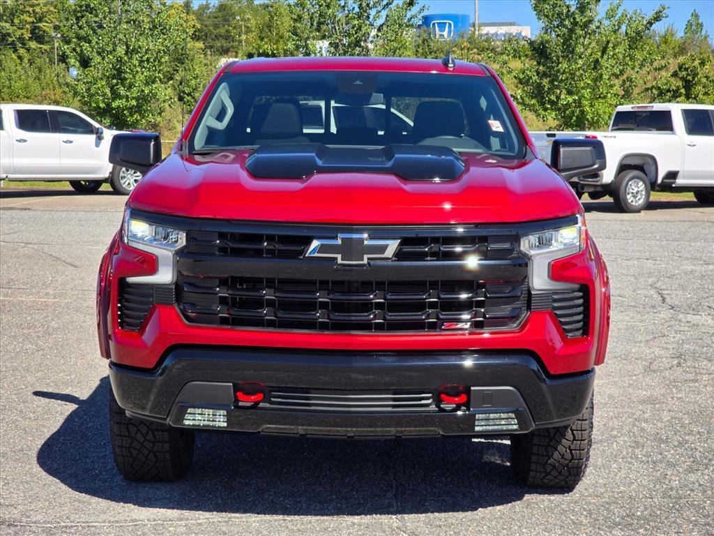 New 2026 RADIANT RED TINTCOAT Chevrolet LT Trail Boss image 17