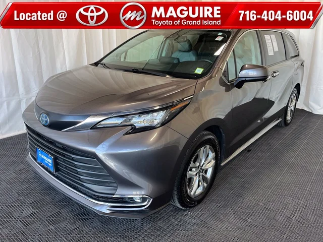 2022 Toyota Sienna XLE