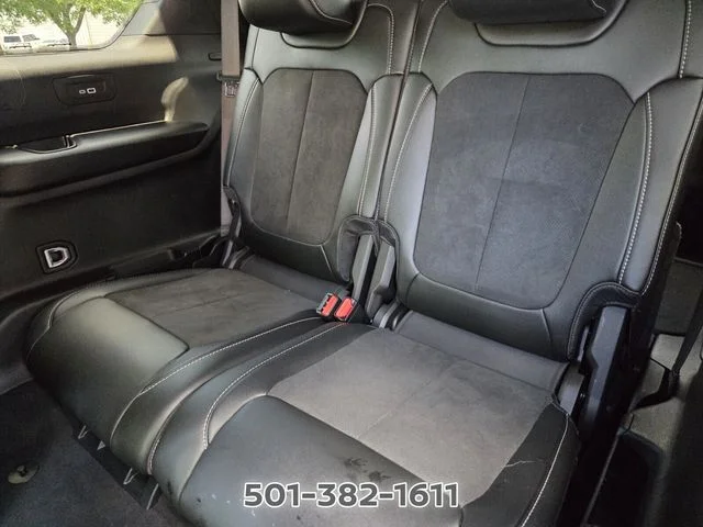 Used 2024 Black Jeep Altitude image 11
