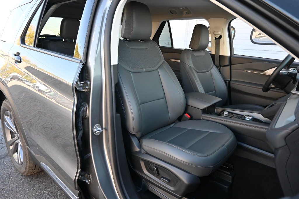 Certified Used 2025 Gray Metallic Ford Active image 24