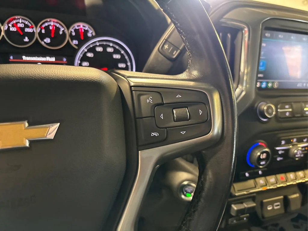Used 2020 Shadow Gray Metallic Chevrolet LT image 37