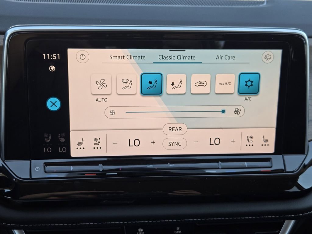 2026 Volkswagen Atlas SE w/Tech - Photo 16