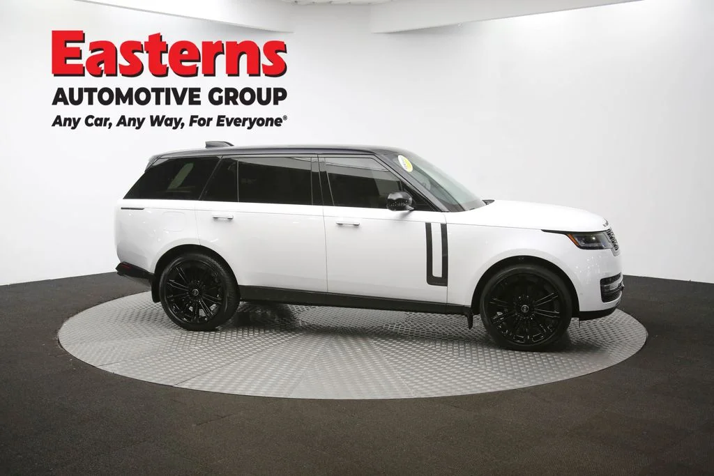 Used 2024 White Land Rover Autobiography image 49
